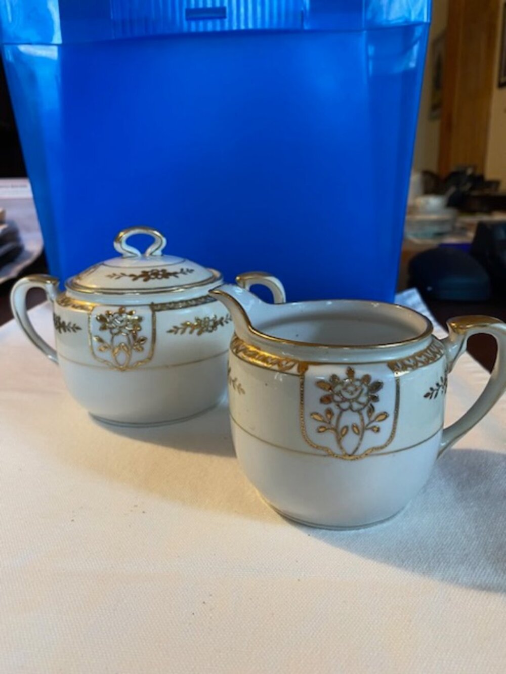 Noritake N1097 1921 Gold encrusted Covered Sugar Bowl 4 1/8" and Creamer/3.25"